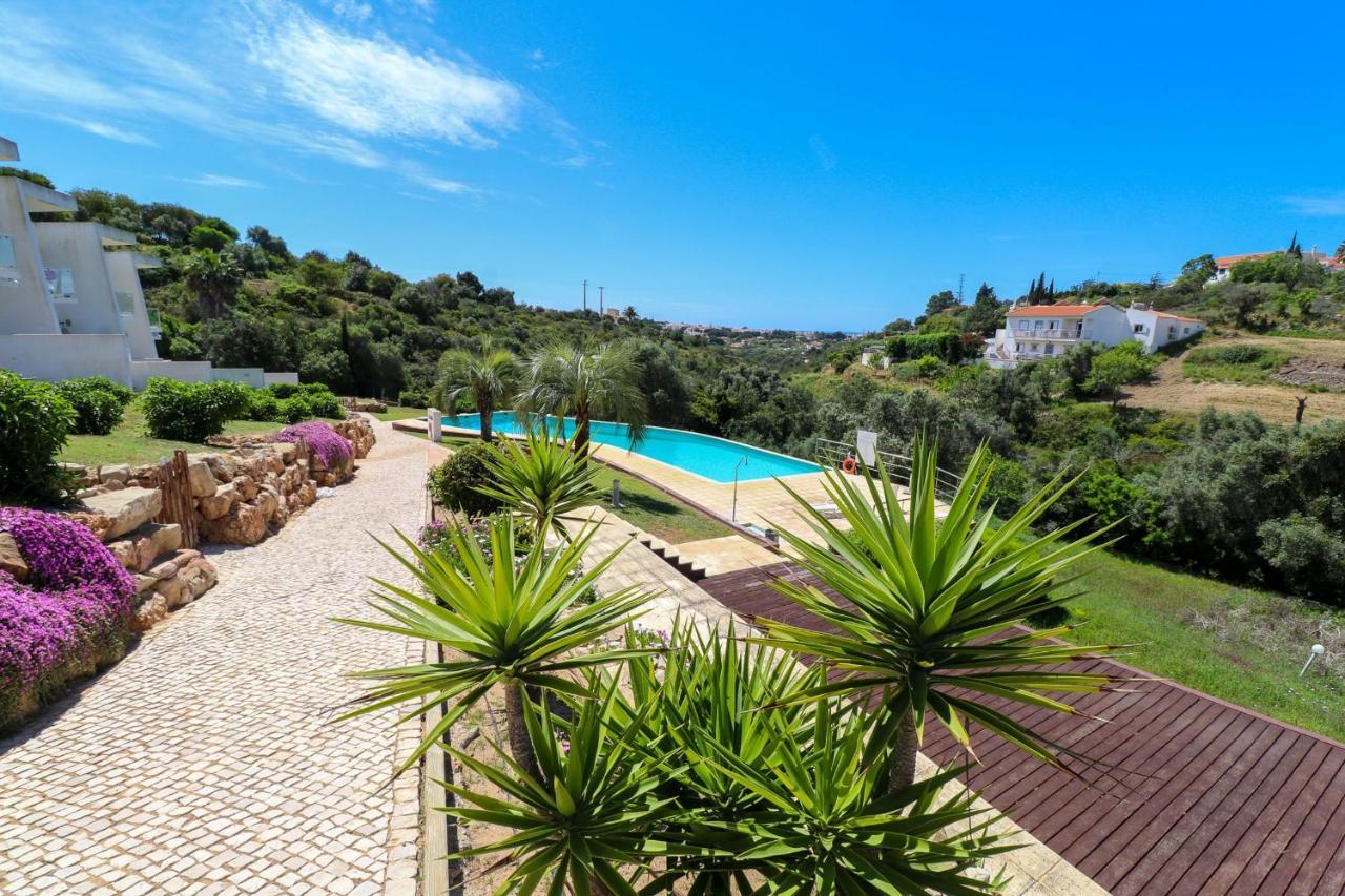 Lovelystay - Divine 3Bdr Duplex House W/ Pool & Garden Patroves Esterno foto